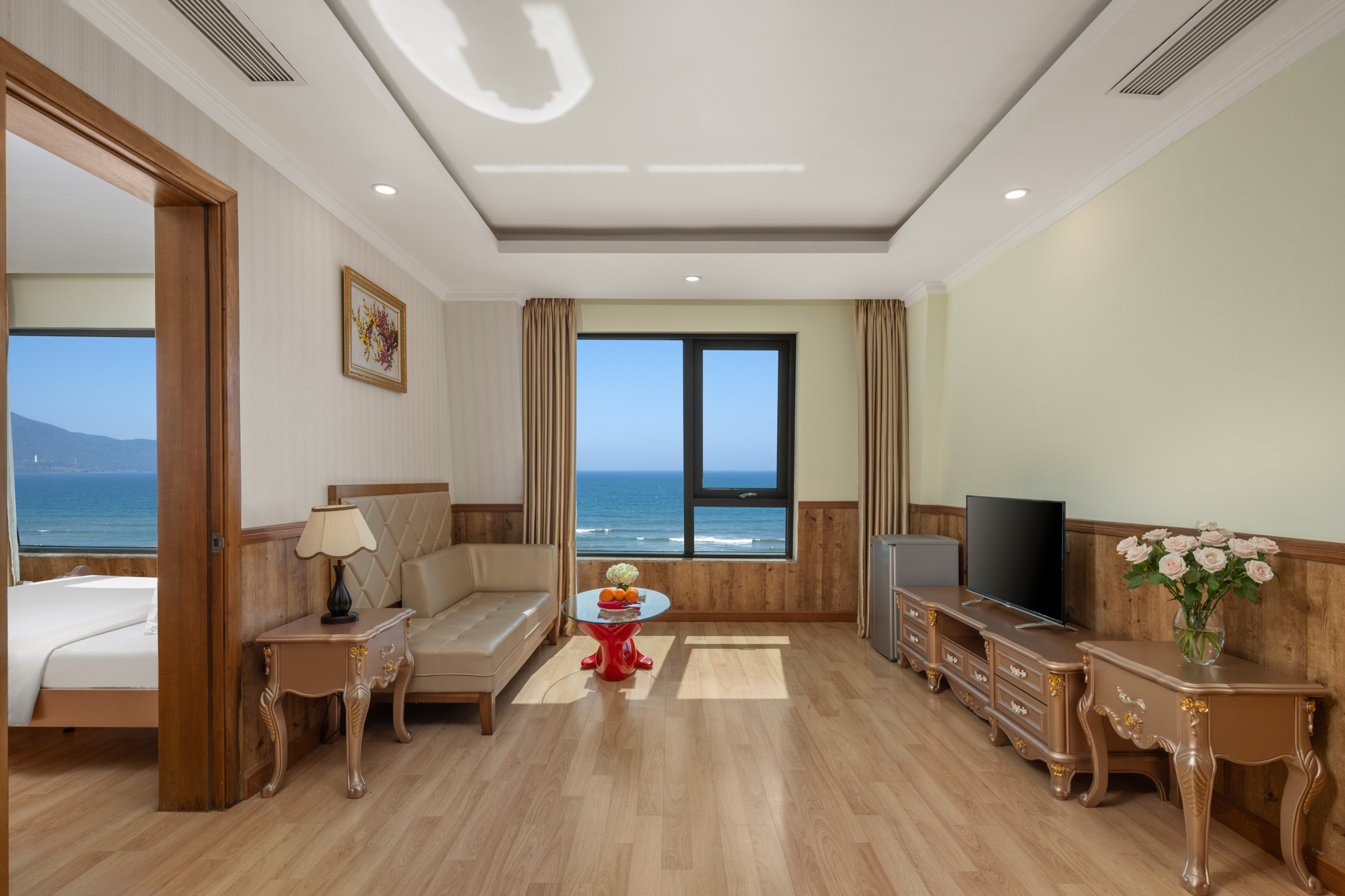 Yarra Ocean Suites Da Nang