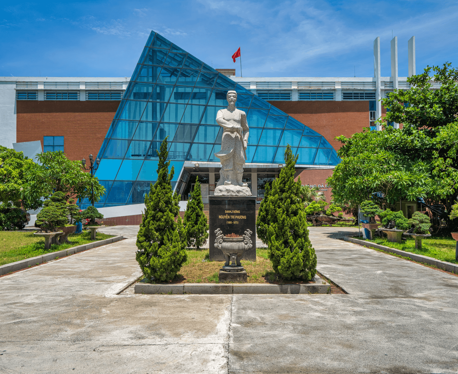 Serene Beach Hotel Danang